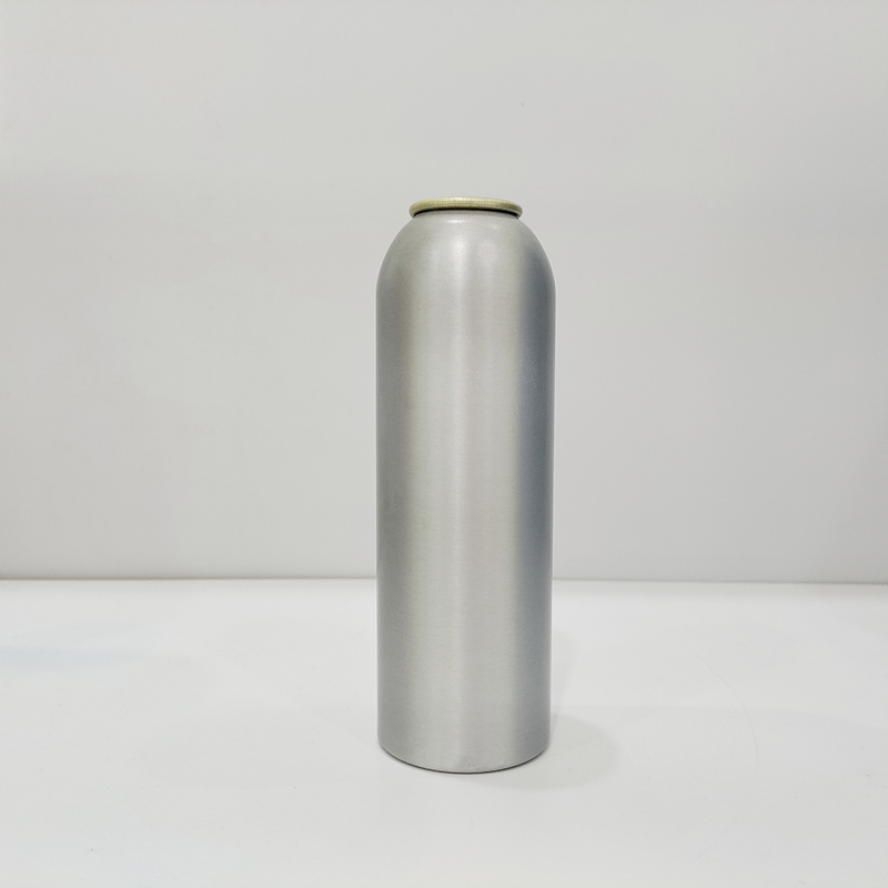 empty aluminum can